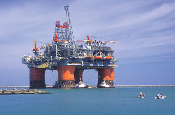 Offshore Analysis - Offshore engineers rely on FEA  software to analyze equipment design