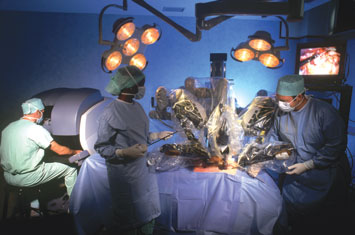 Tech Focus - A da Vinci surgical system performs an operation