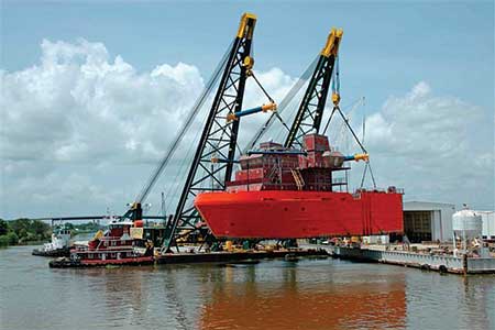 Computing - North American Shipbuilding lifting a superstructure